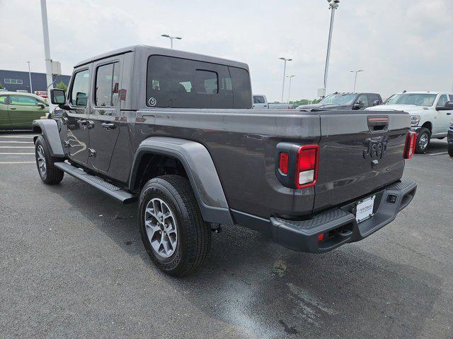 new 2025 Jeep Gladiator car, priced at $44,174