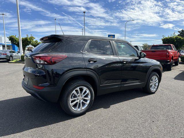 new 2025 Chevrolet TrailBlazer car, priced at $26,650