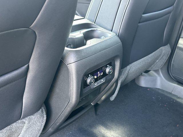 new 2026 Chevrolet Traverse car, priced at $46,475