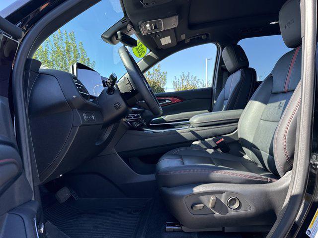 used 2024 Chevrolet Traverse car, priced at $49,998