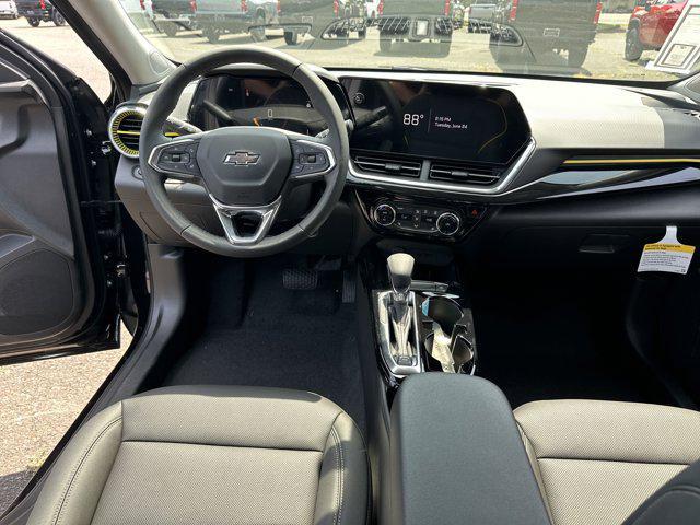 new 2025 Chevrolet Trax car, priced at $24,690