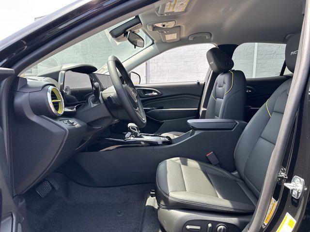new 2025 Chevrolet Trax car, priced at $24,690
