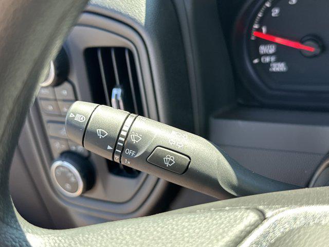 new 2025 Chevrolet Silverado 1500 car, priced at $46,685