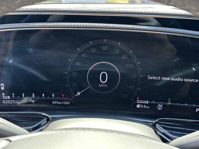 used 2022 Cadillac Escalade ESV car, priced at $64,977