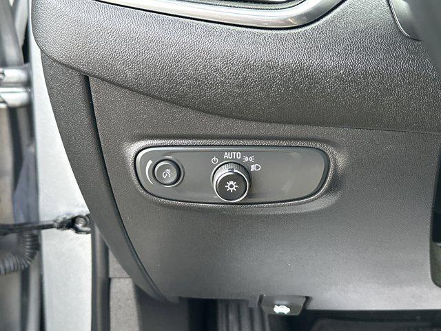 used 2024 Chevrolet Equinox car, priced at $18,988