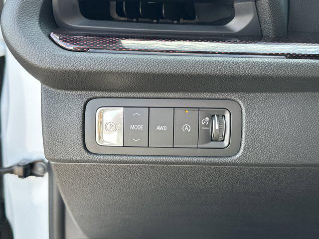 new 2026 Chevrolet Traverse car, priced at $58,875