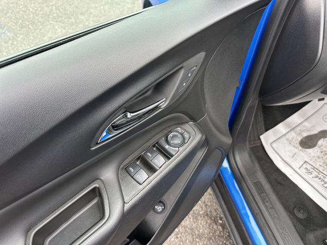 used 2024 Chevrolet Equinox car, priced at $18,998