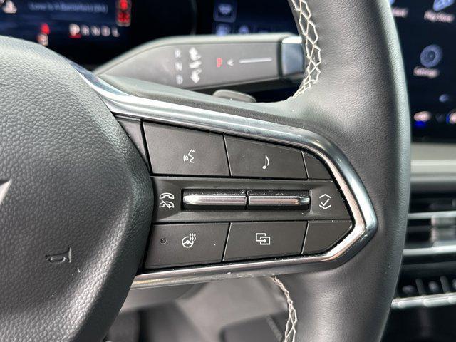 used 2025 Chevrolet Traverse car, priced at $36,988