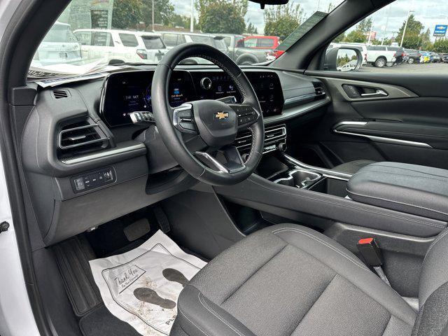 used 2025 Chevrolet Traverse car, priced at $36,988