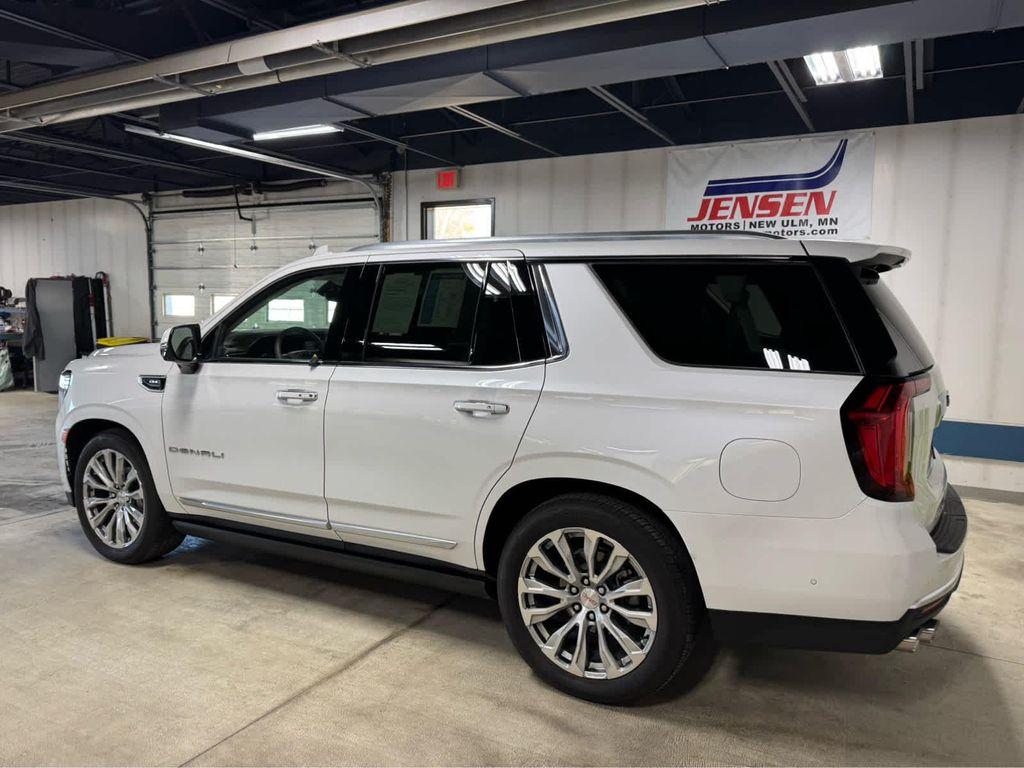used 2024 GMC Yukon car, priced at $81,995