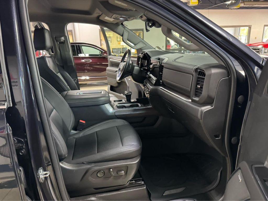 used 2022 GMC Sierra 1500 car, priced at $47,995