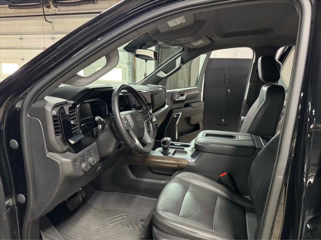 used 2022 Chevrolet Silverado 1500 car, priced at $43,995