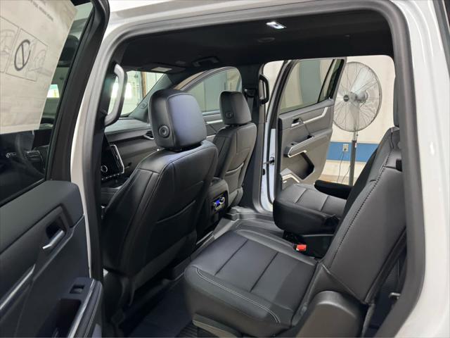 new 2025 GMC Acadia car, priced at $49,325