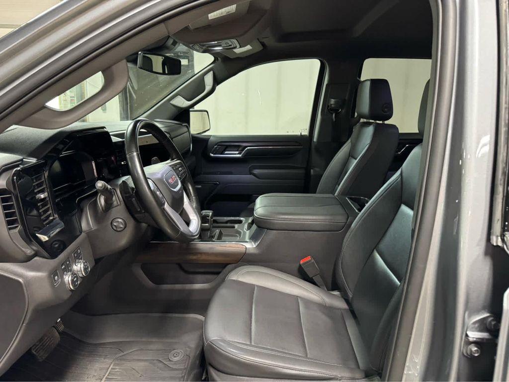 used 2024 GMC Sierra 1500 car, priced at $44,995