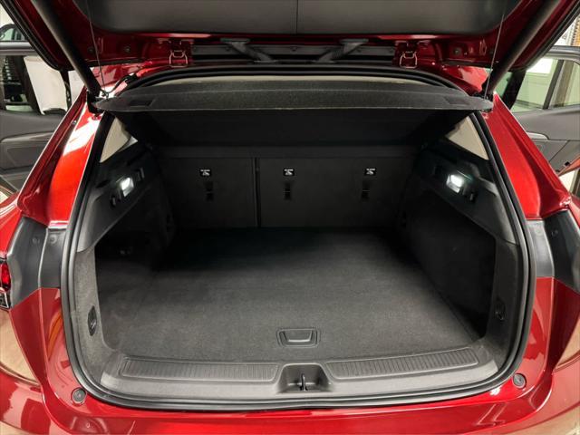 used 2023 Buick Envision car, priced at $33,995
