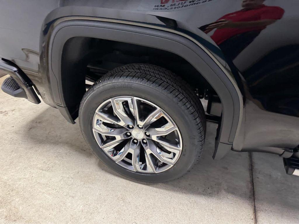 new 2025 GMC Sierra 1500 car, priced at $75,050