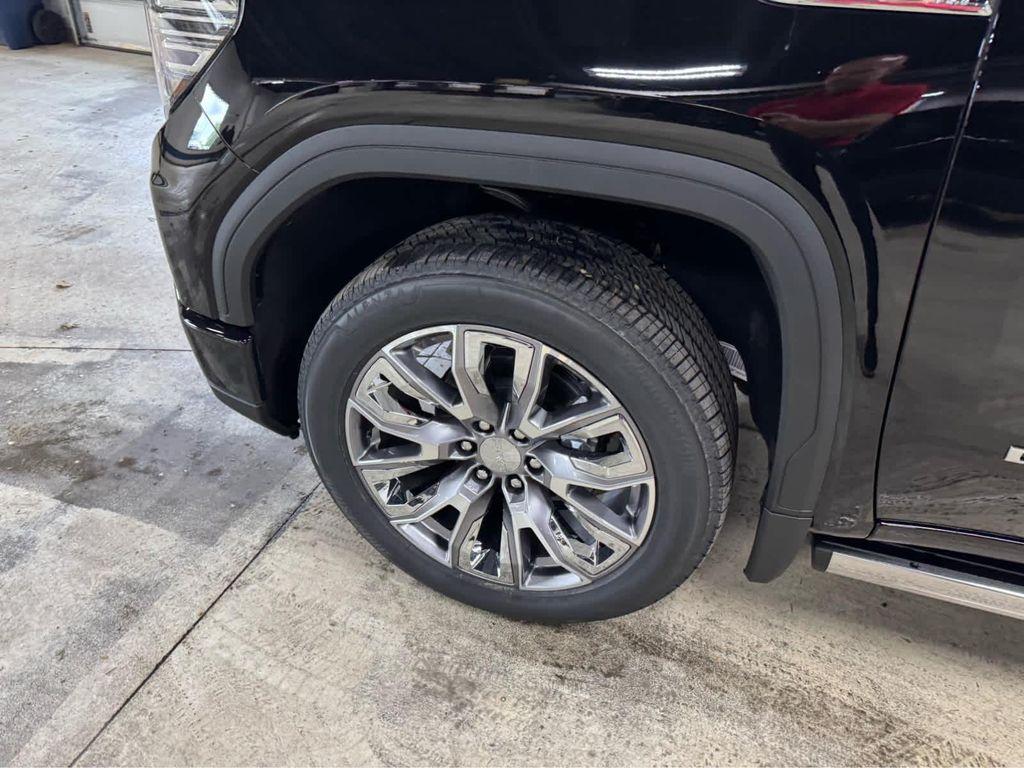 new 2025 GMC Sierra 1500 car, priced at $75,050