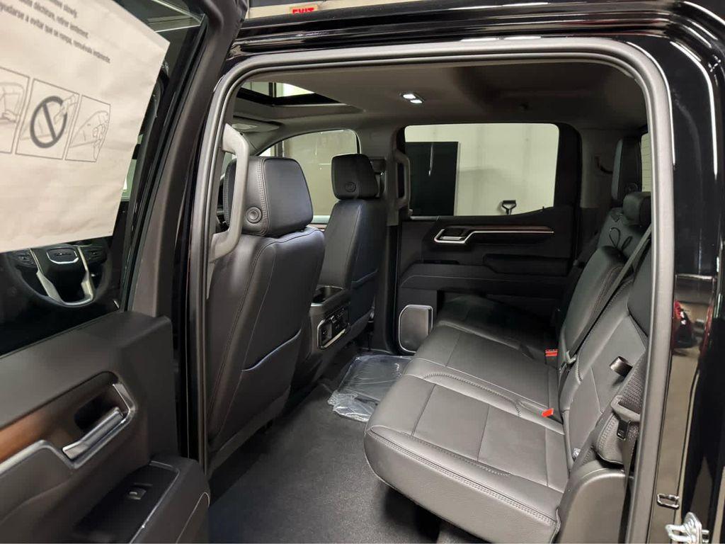 new 2025 GMC Sierra 1500 car, priced at $75,050
