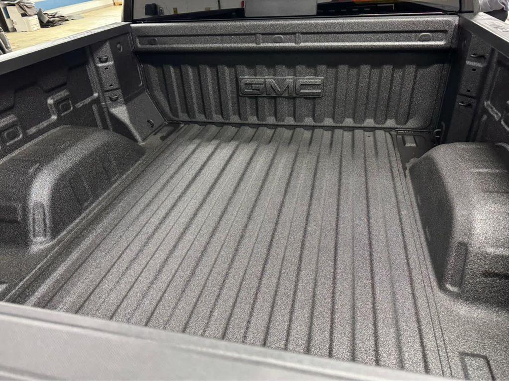 new 2025 GMC Sierra 1500 car, priced at $75,050