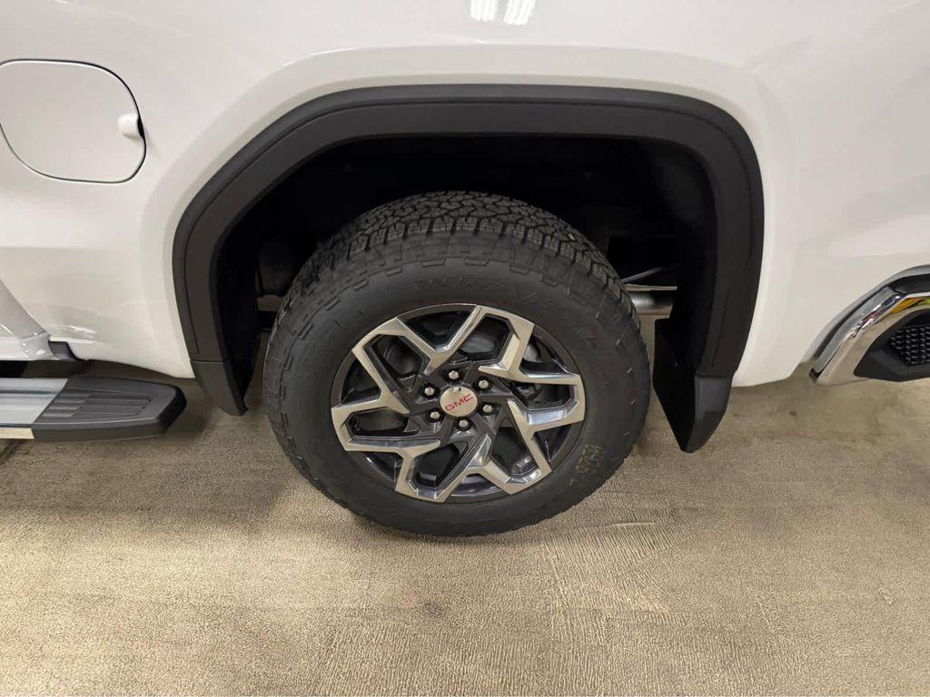new 2026 GMC Sierra 1500 car, priced at $67,075