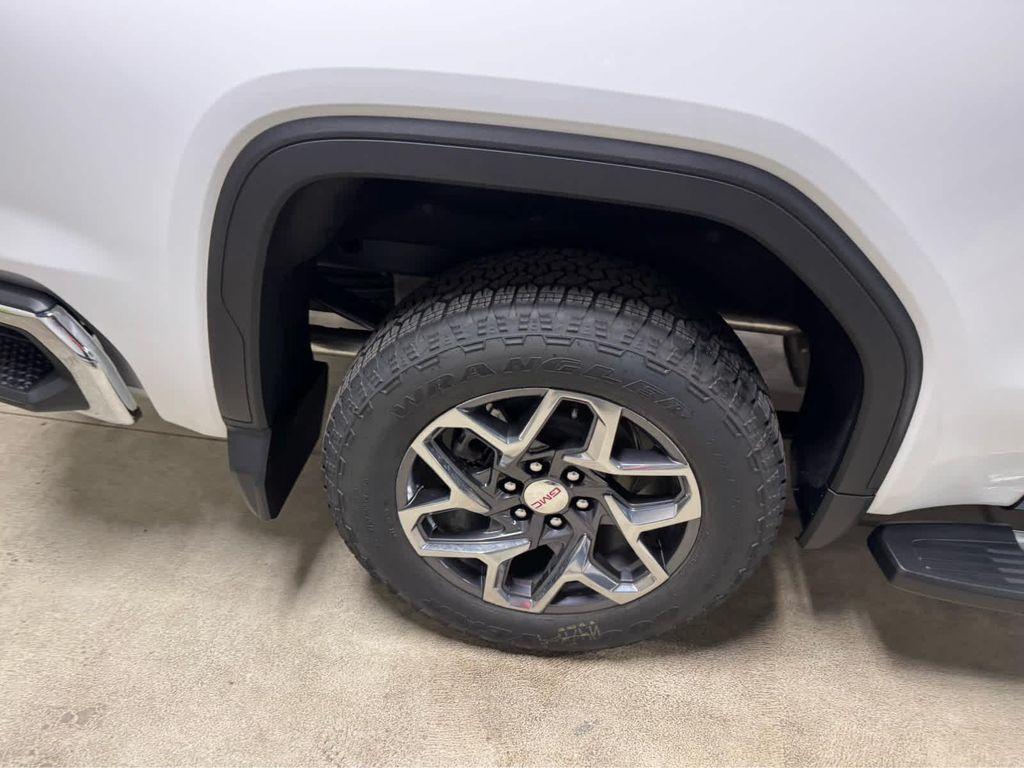 new 2026 GMC Sierra 1500 car, priced at $67,075