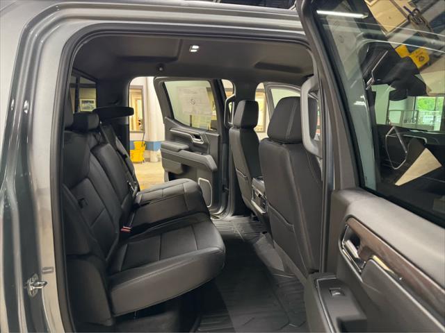 new 2025 GMC Sierra 1500 car, priced at $69,640