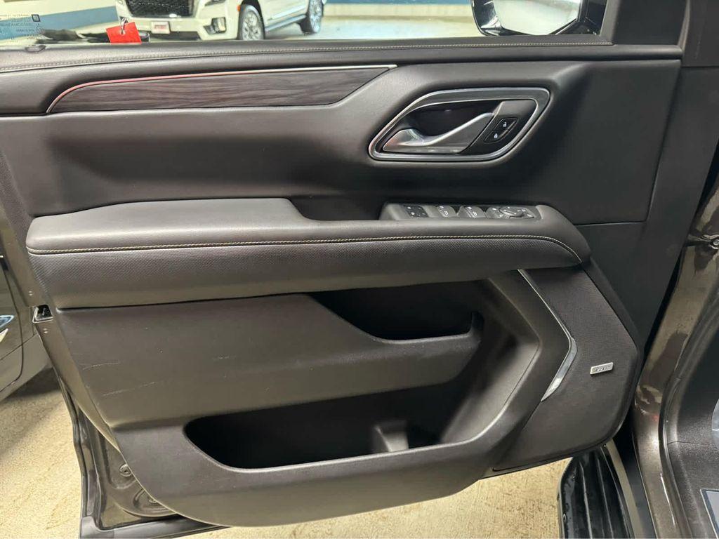 used 2021 GMC Yukon car, priced at $39,995