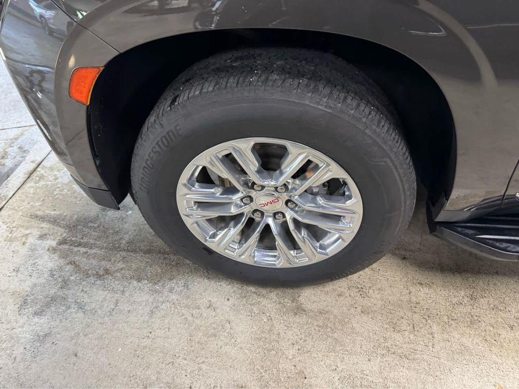 used 2021 GMC Yukon car, priced at $39,995