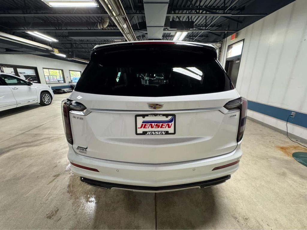 used 2021 Cadillac XT6 car, priced at $29,995