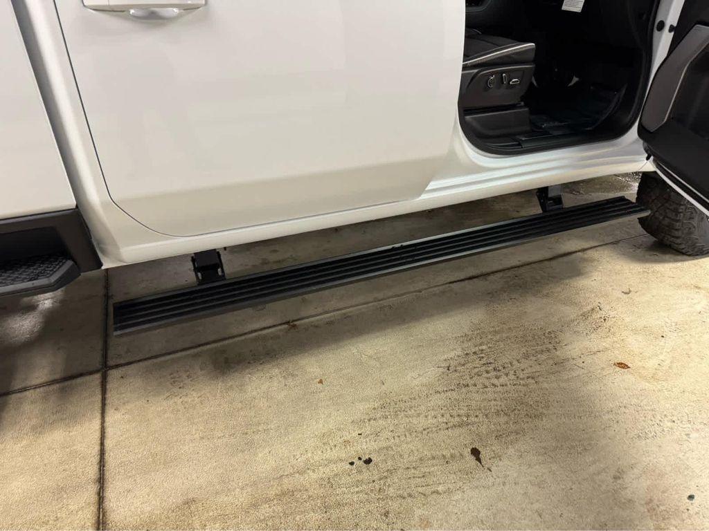 new 2026 GMC Sierra 2500 car, priced at $86,295