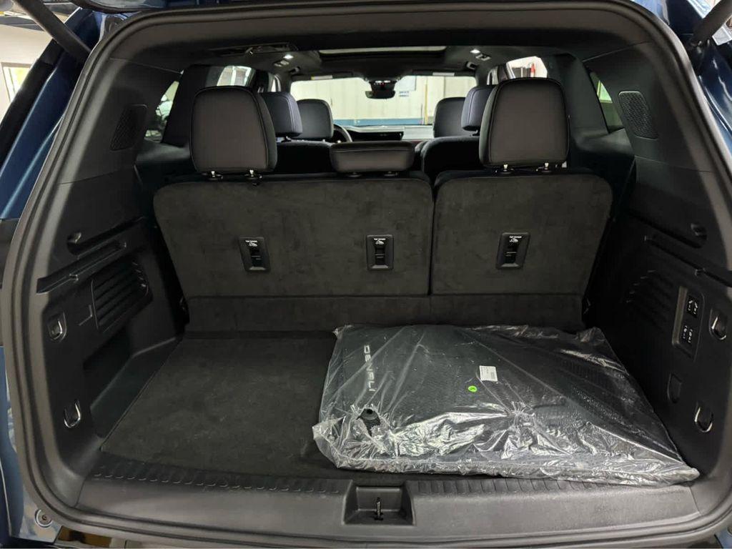 used 2024 GMC Acadia car, priced at $52,995
