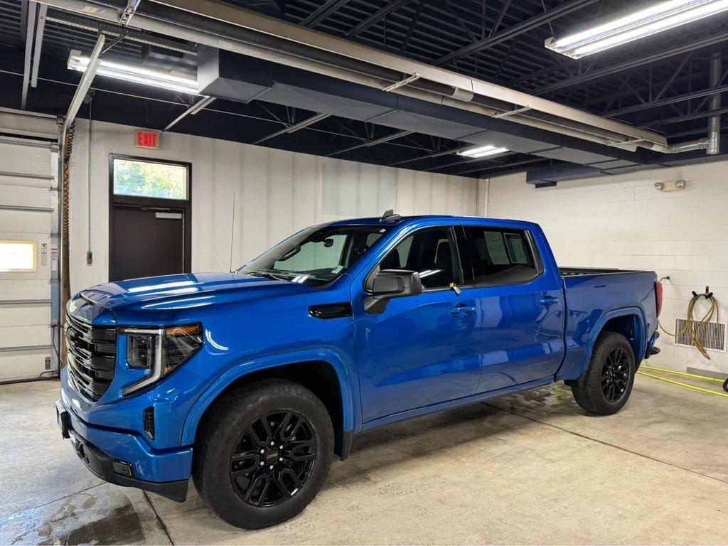 used 2022 GMC Sierra 1500 car, priced at $39,995