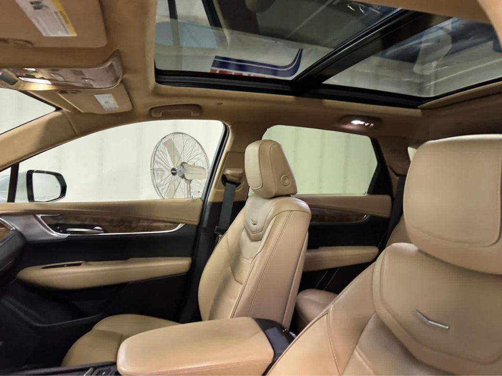 used 2023 Cadillac XT5 car, priced at $39,995