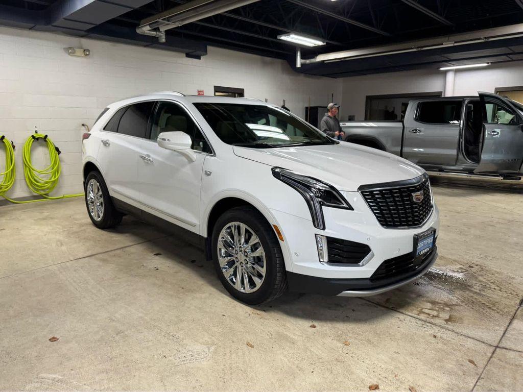 used 2023 Cadillac XT5 car, priced at $39,995