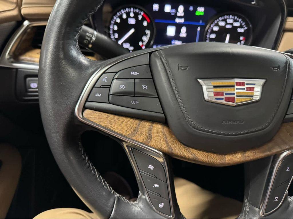 used 2023 Cadillac XT5 car, priced at $39,995