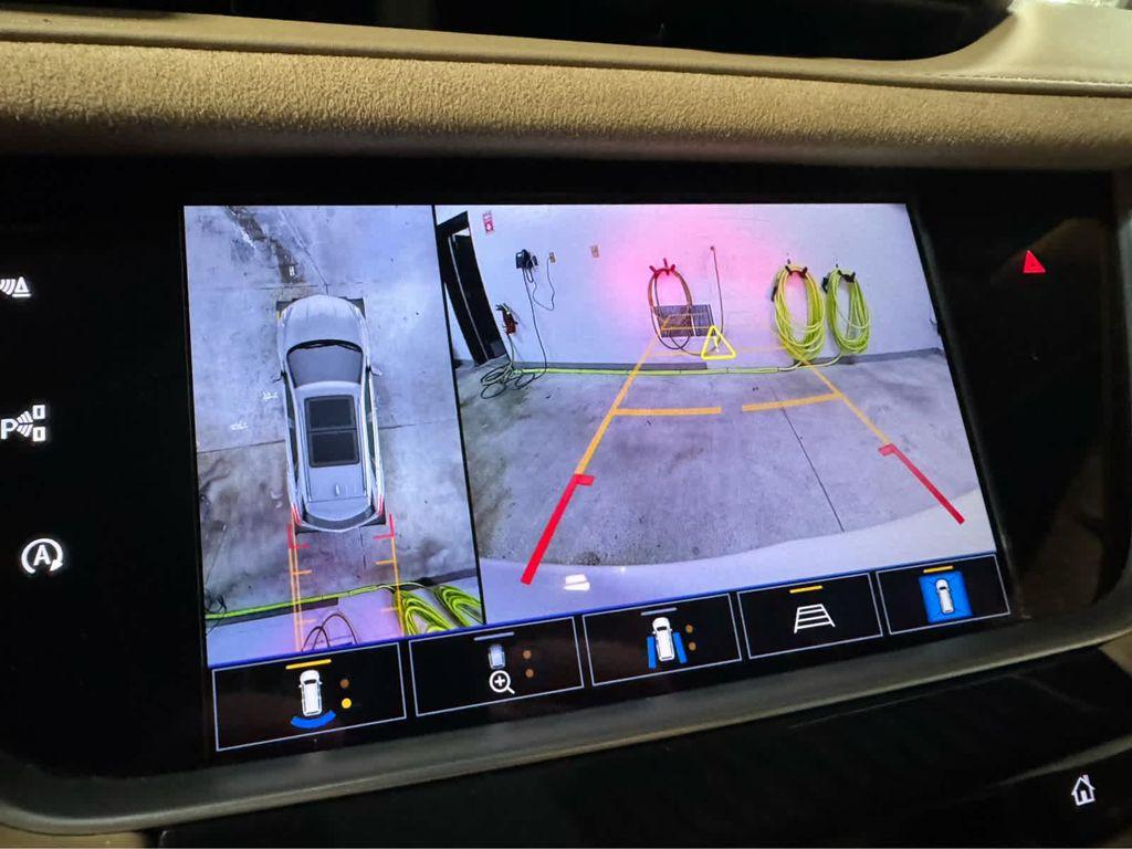 used 2023 Cadillac XT5 car, priced at $39,995