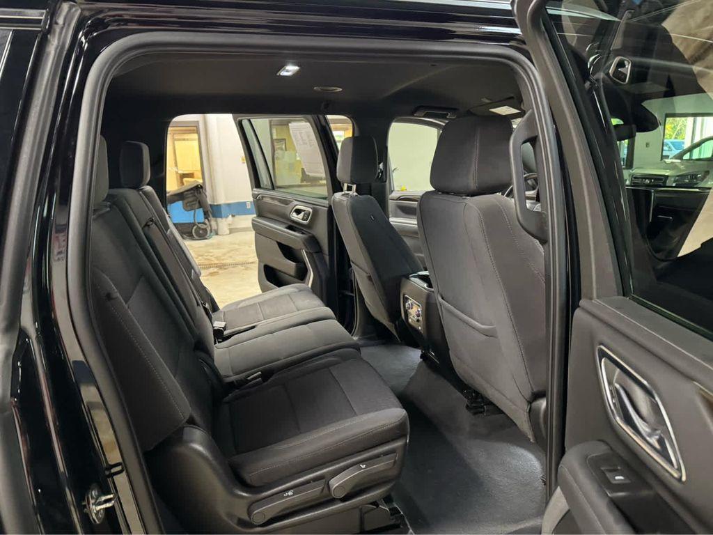 used 2022 GMC Yukon XL car, priced at $45,995
