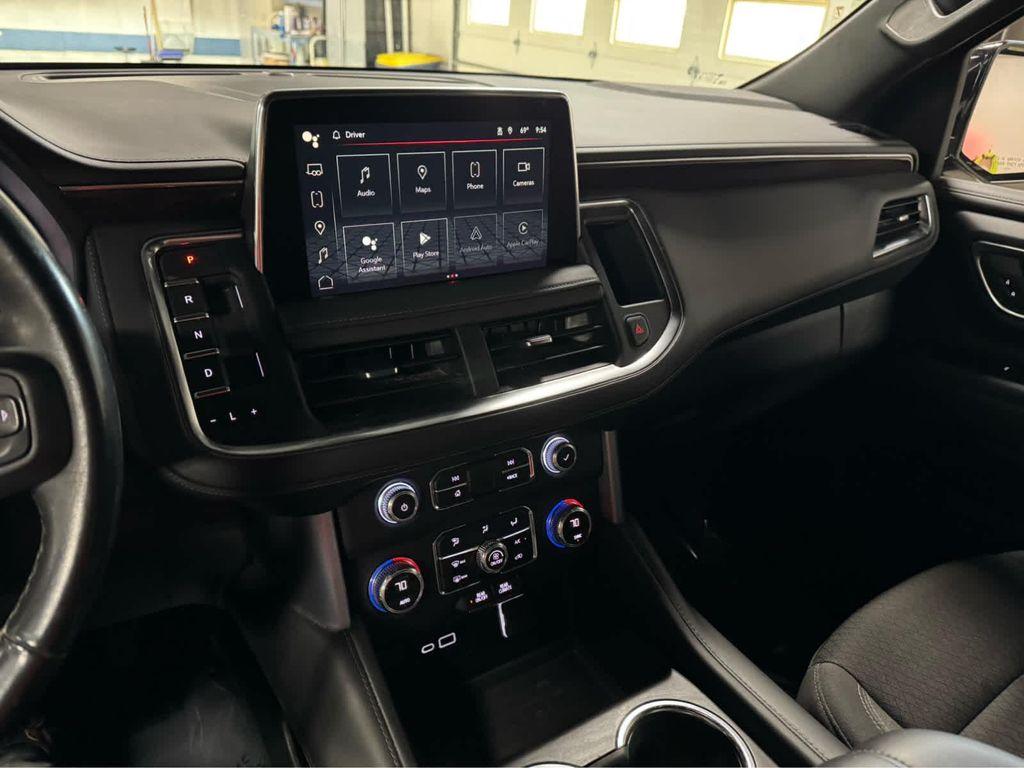used 2022 GMC Yukon XL car, priced at $45,995