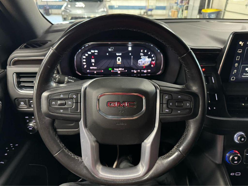 used 2022 GMC Yukon XL car, priced at $45,995