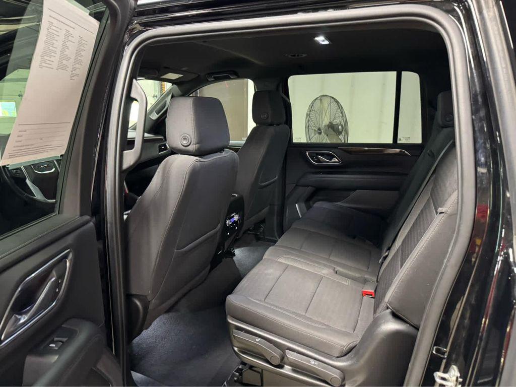 used 2022 GMC Yukon XL car, priced at $45,995