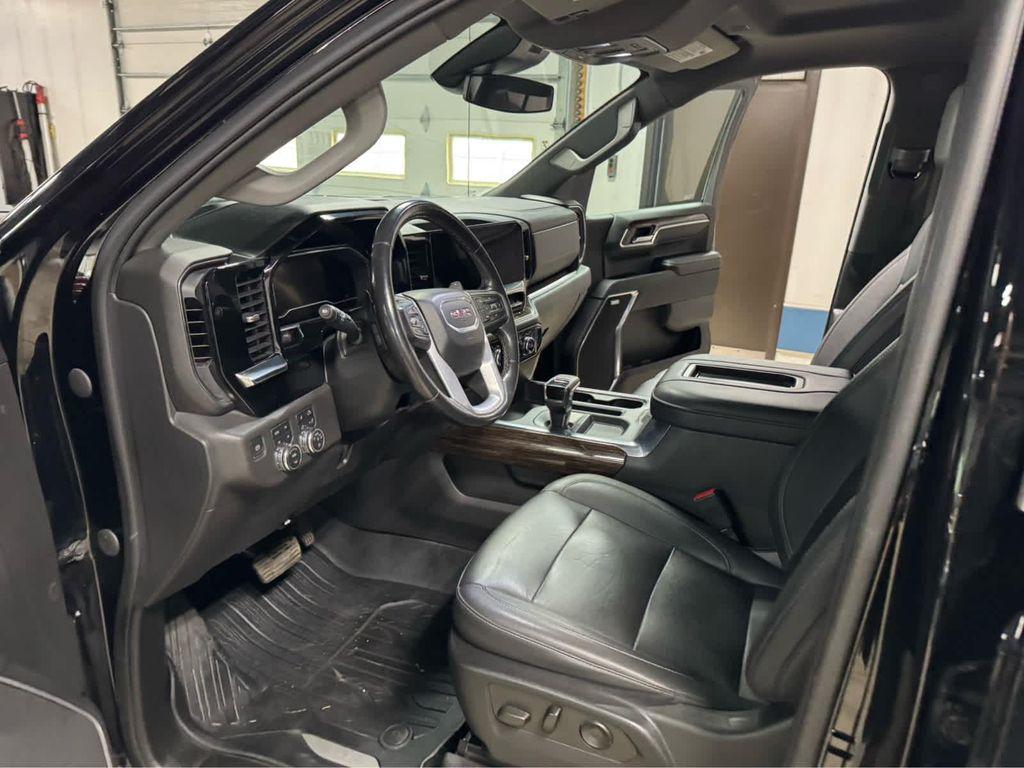 used 2022 GMC Sierra 1500 car, priced at $42,995