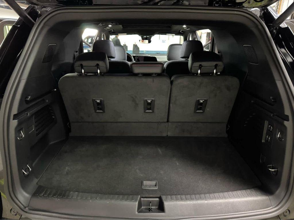 used 2024 Chevrolet Traverse car, priced at $52,995