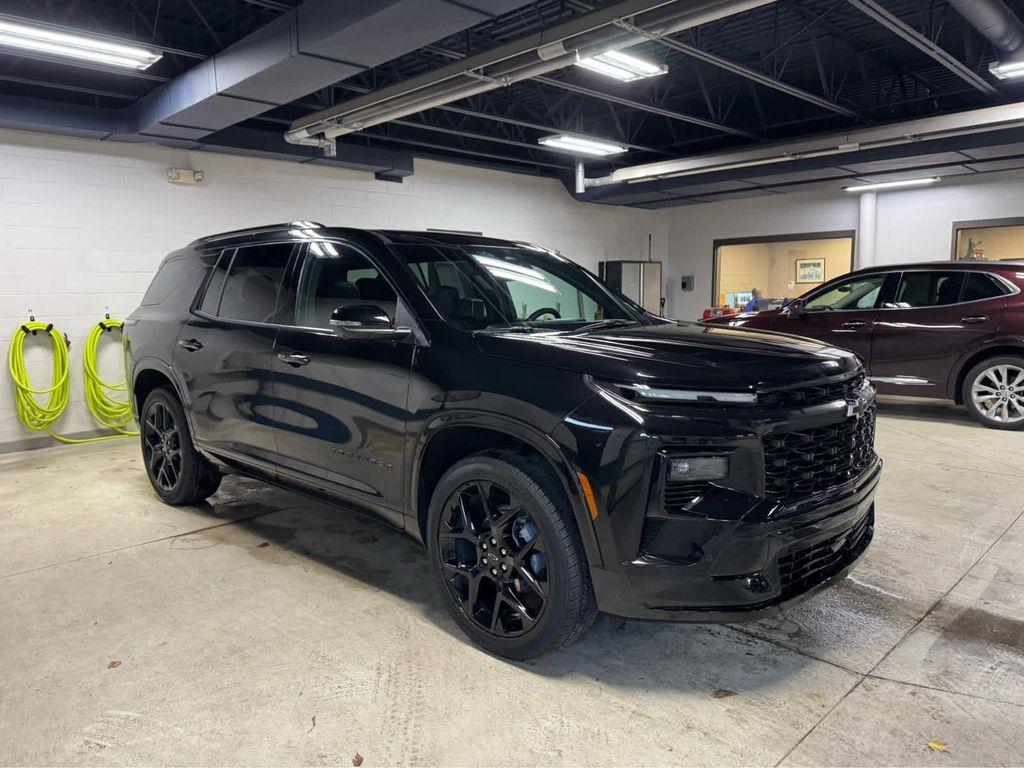 used 2024 Chevrolet Traverse car, priced at $52,995