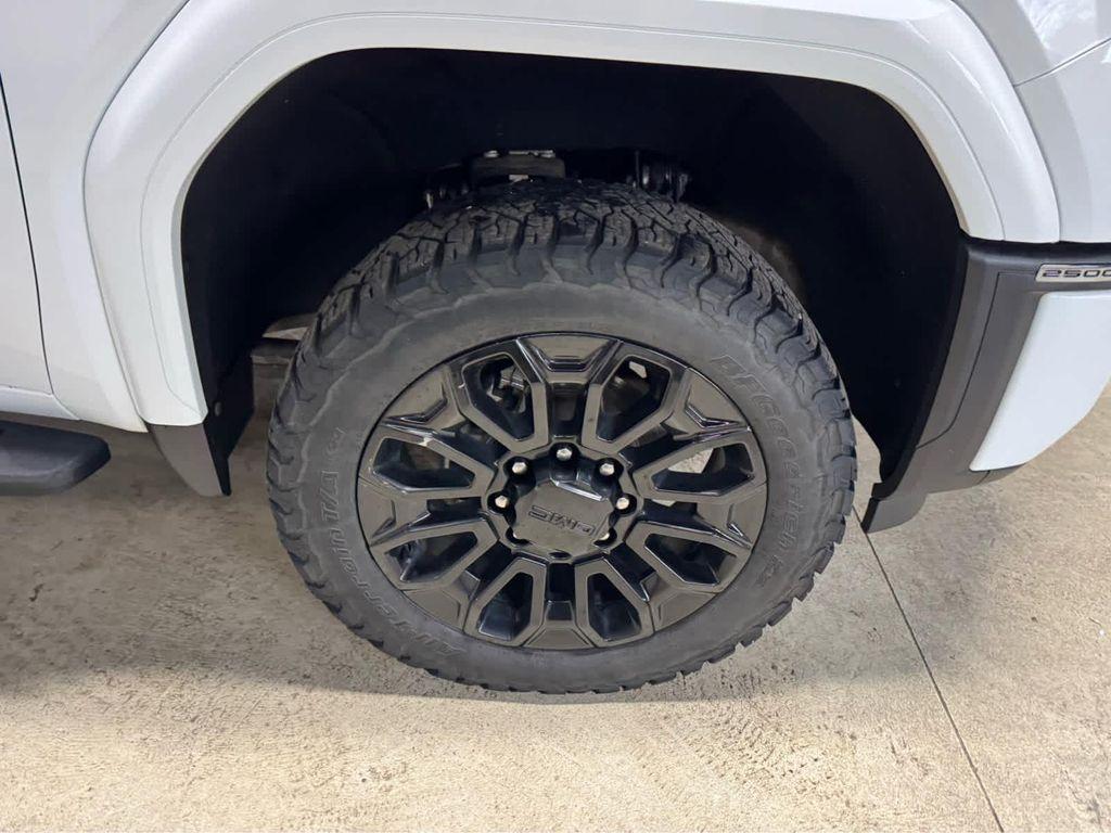 used 2024 GMC Sierra 2500 car, priced at $67,995
