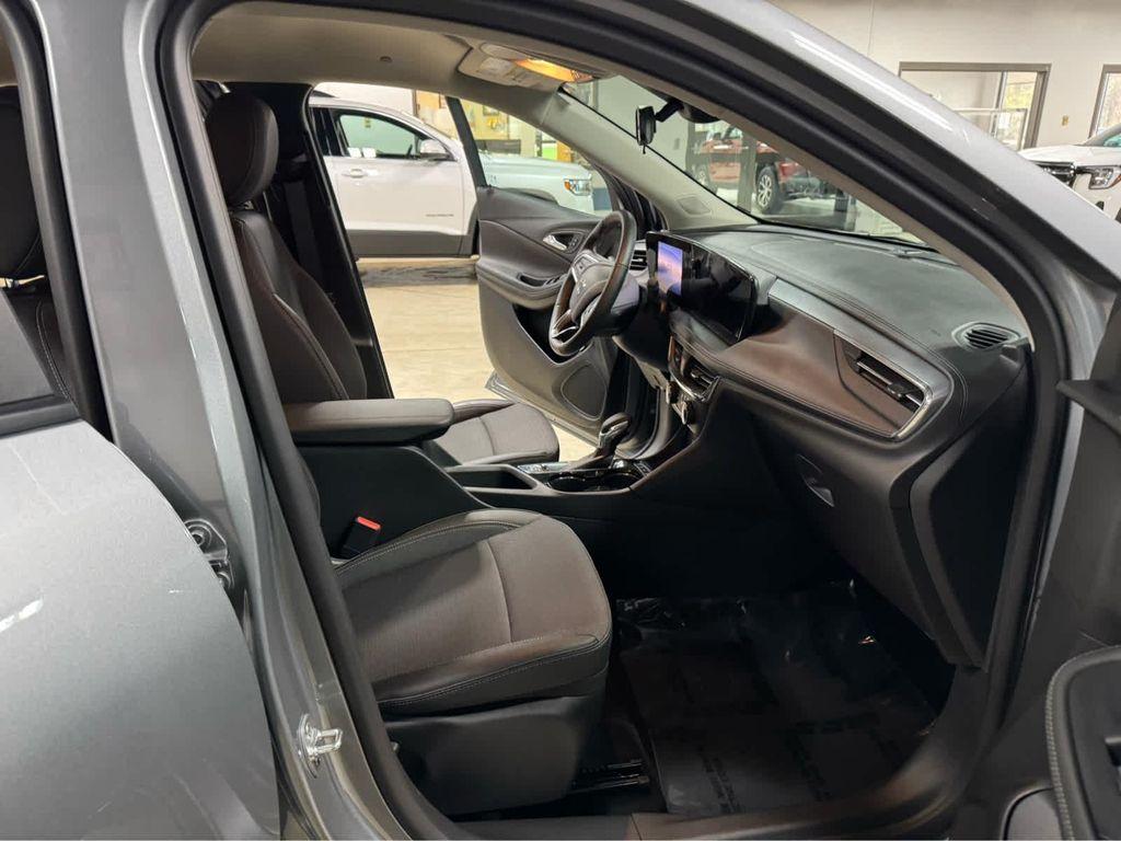 used 2025 Buick Encore GX car, priced at $27,890