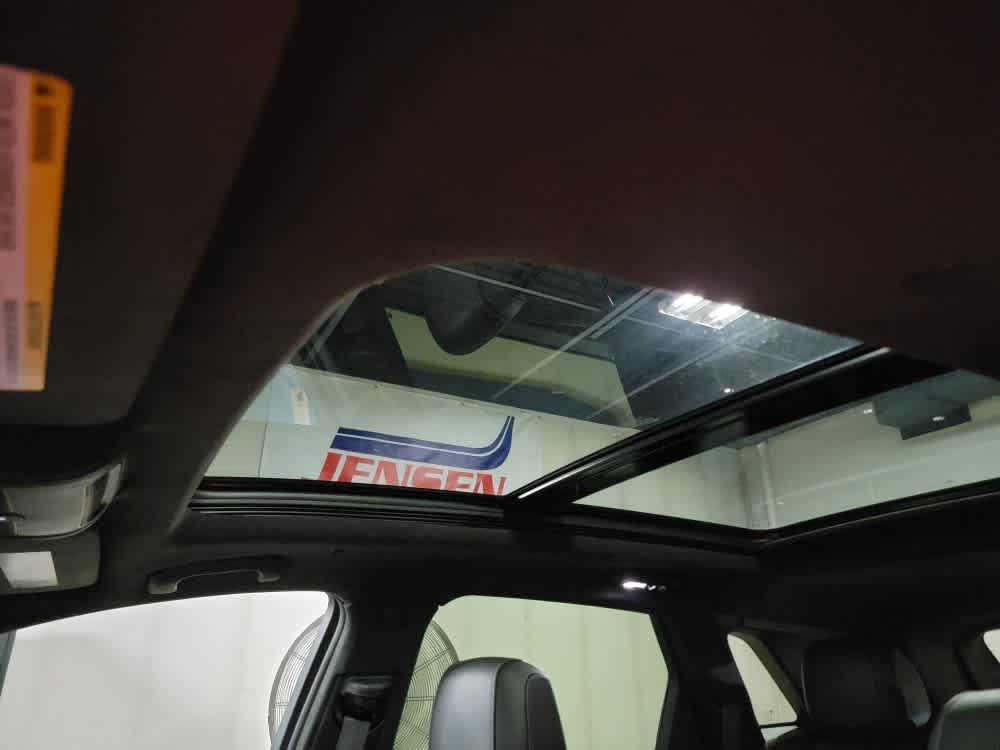 used 2024 Cadillac XT5 car, priced at $47,995