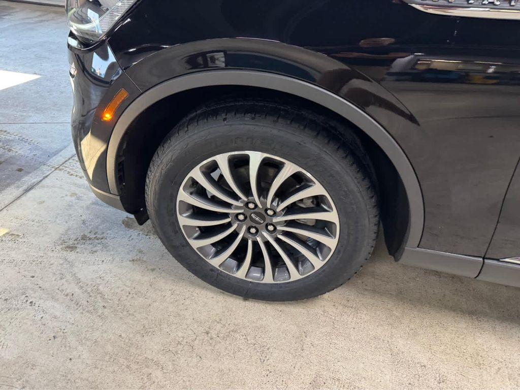 used 2022 Lincoln Aviator car, priced at $41,995