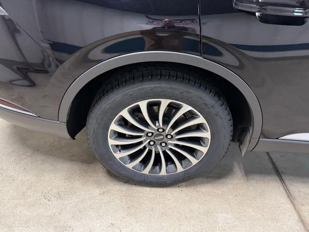 used 2022 Lincoln Aviator car, priced at $41,995