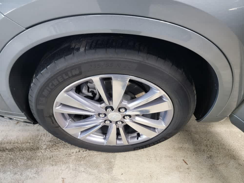 used 2023 Cadillac XT6 car, priced at $41,995