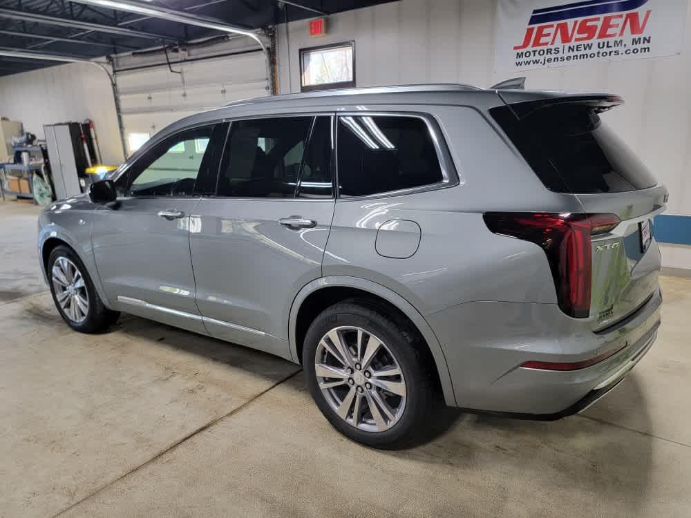 used 2023 Cadillac XT6 car, priced at $41,995